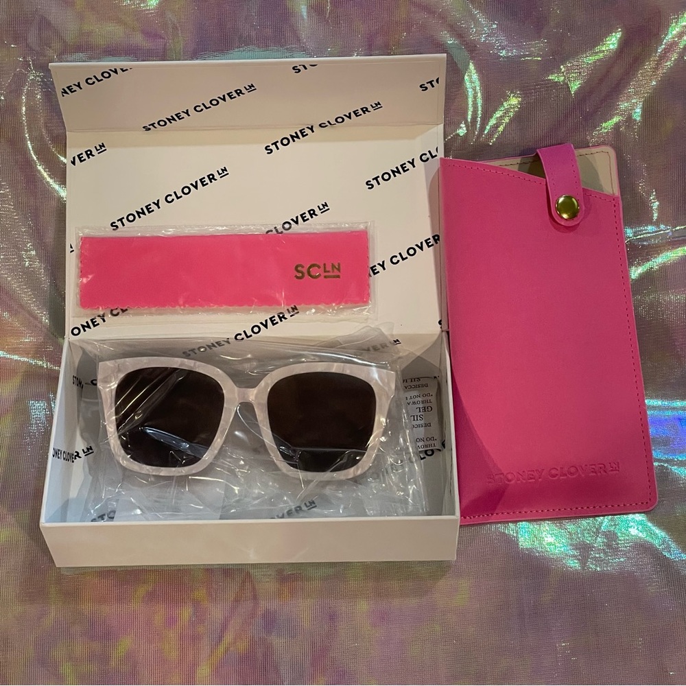 Stoney Clover Lane SCL Kendall Sunglasses Sunnies in Pearl w/ Bubblegum case